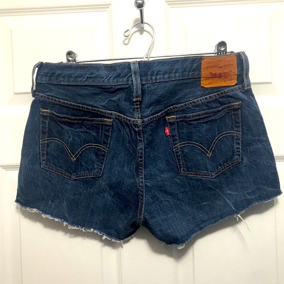 Levi's Pants - Levi’s 501 Dark Blue Short. Size: 29